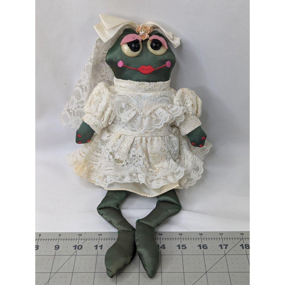 Croakettes Leapia Frog Plush Bride 15 Inch‎ 1983 Hubbell Stuffed Animal Toy